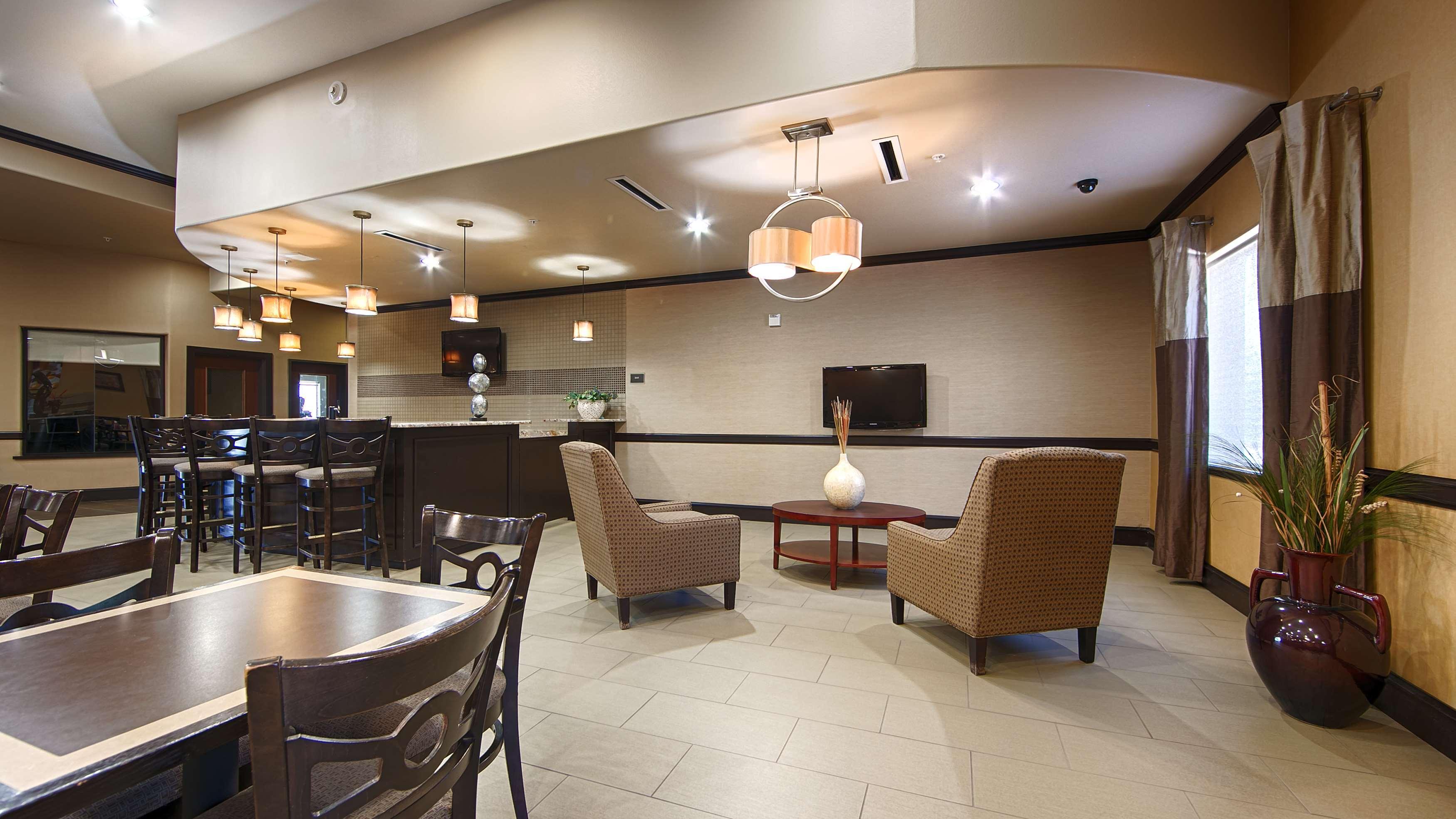 Best Western Plus Texoma Hotel & Suites Денісон Екстер'єр фото
