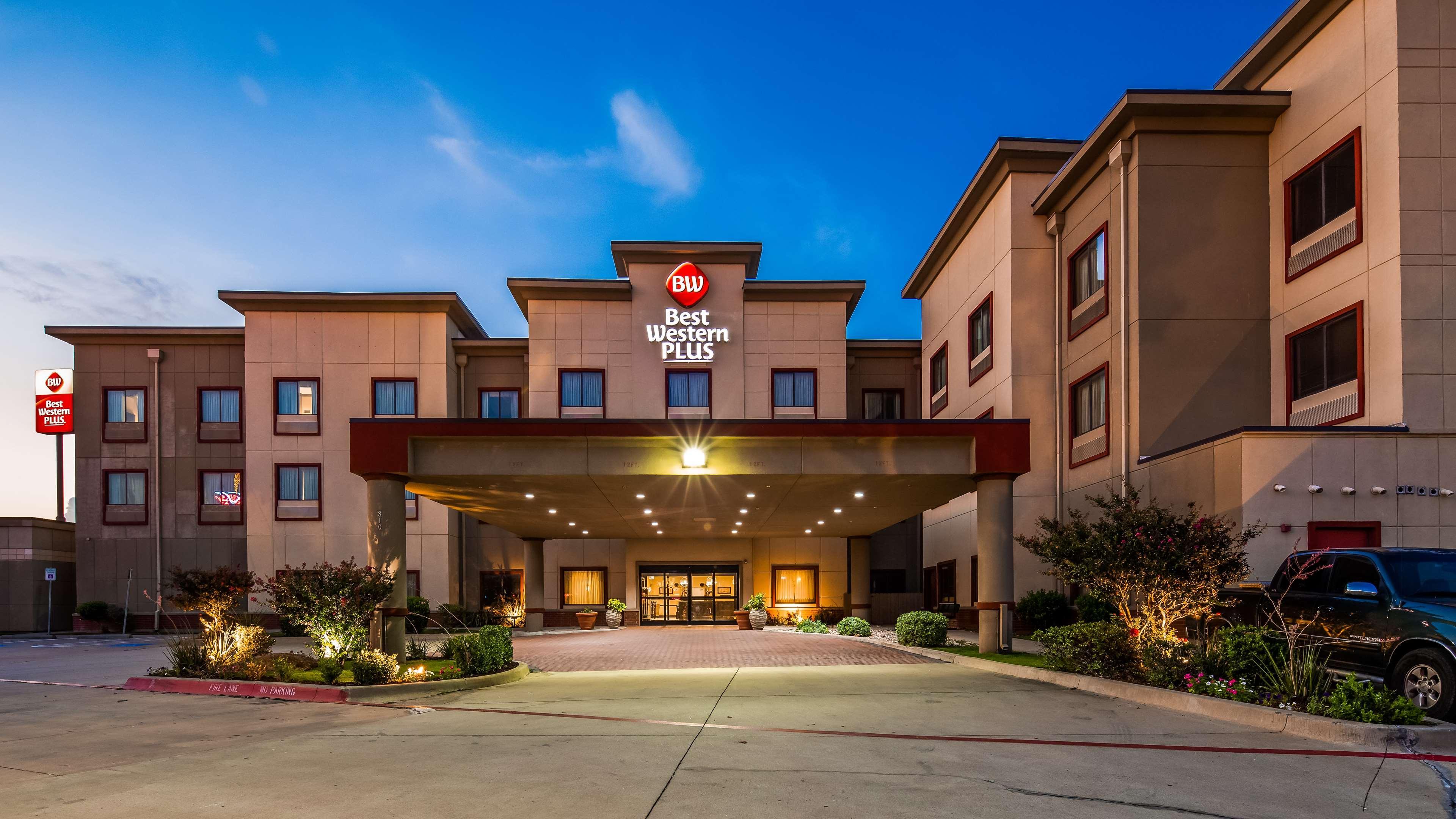 Best Western Plus Texoma Hotel & Suites Денісон Екстер'єр фото