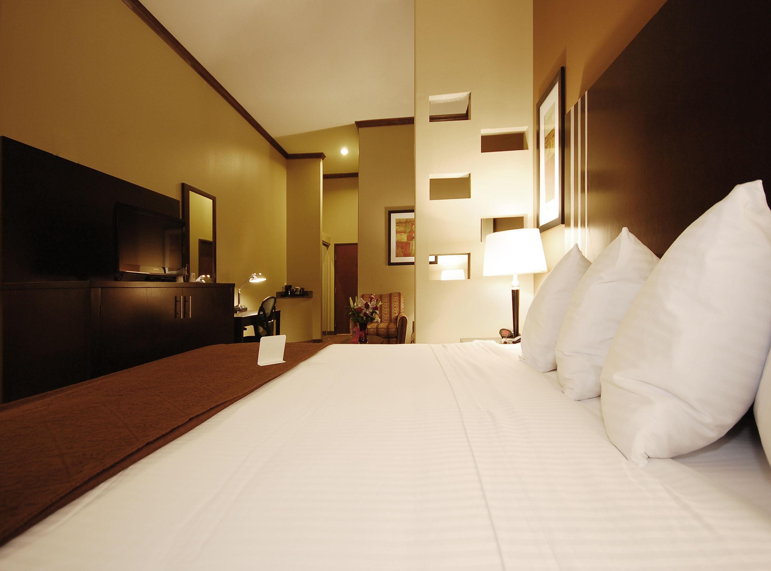 Best Western Plus Texoma Hotel & Suites Денісон Екстер'єр фото